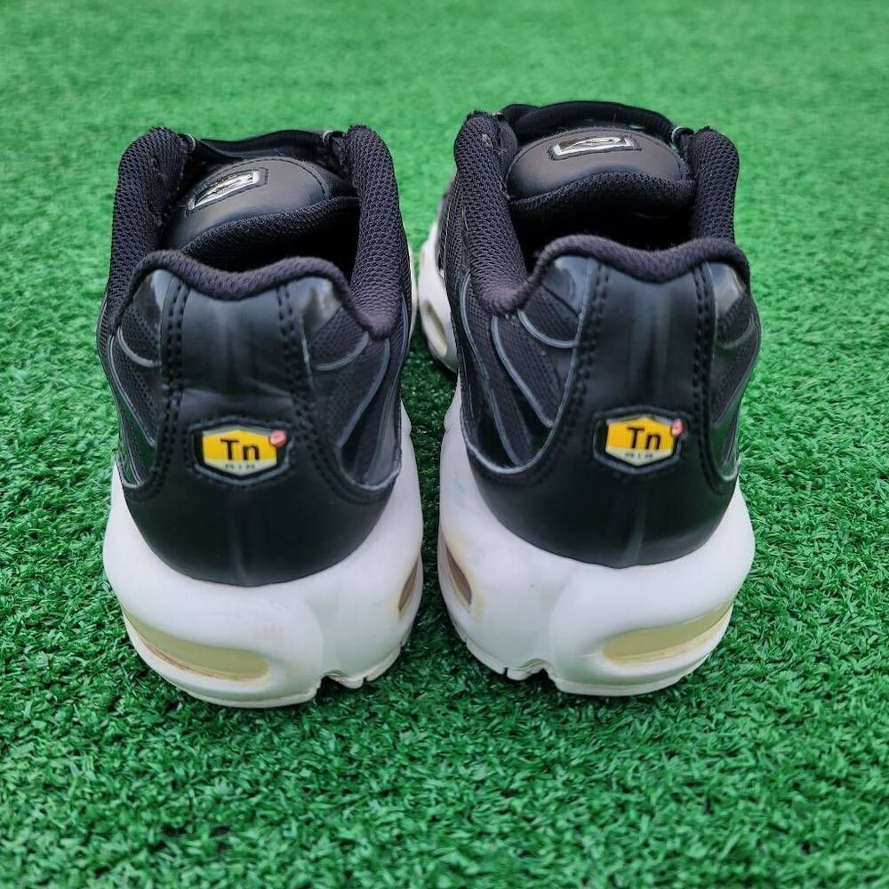 Nike Air Max Plus sneaker - Women's shoes - Size 9 - Picture 5 of 11